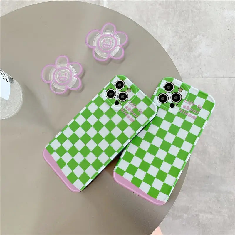 Green Grid Printing With Smile Flower Holder iPhone Case 