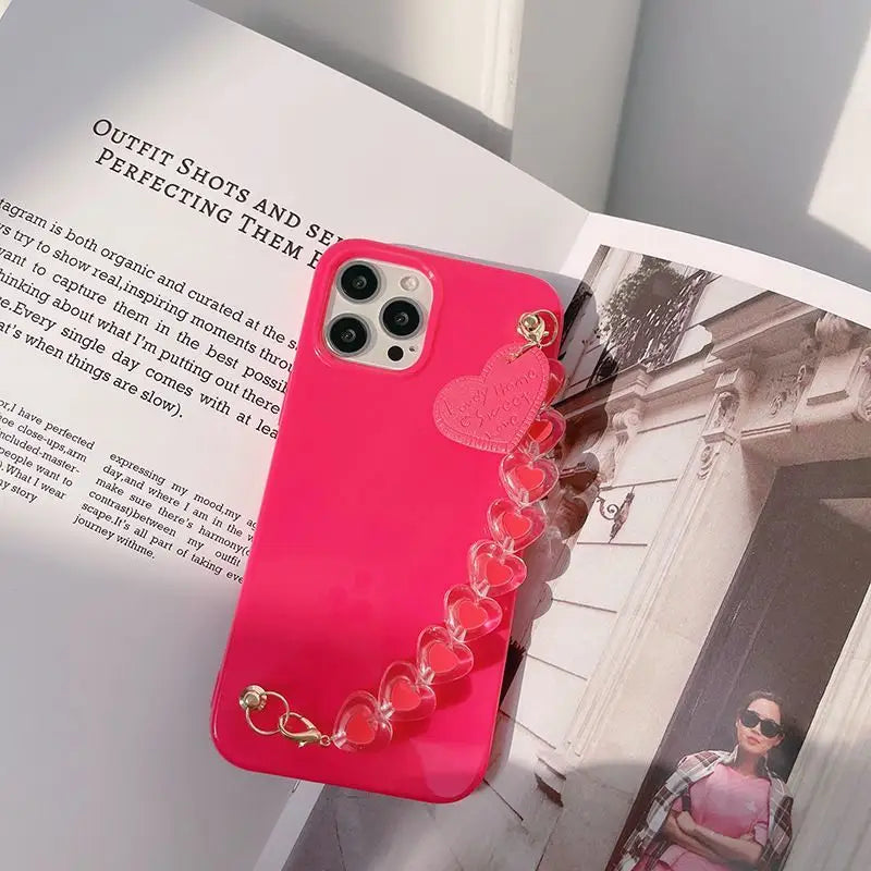 Heart Chain Phone Case - iPhone 13 Pro Max / 13 Pro / 13 / 13 mini / 12 Pro Max / 12 Pro / 12 / 12 mini / 11 Pro Max / 11 Pro / 11 / SE / XS Max / XS / XR / X / SE 2 / 8 / 8 Plus / 7 / 7 Plus-2