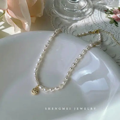 Love Galore Necklace LIN28 - Smiley necklace