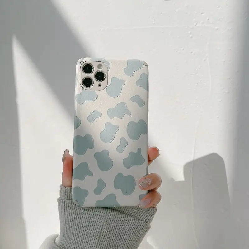 Milk Cow Phone Case - iPhone 12 Pro Max / 12 Pro / 12 / 12 mini / 11 Pro Max / 11 Pro / 11 / SE / XS Max / XS / XR / X / SE 2 / 8 / 8 Plus / 7 / 7 Plus-5