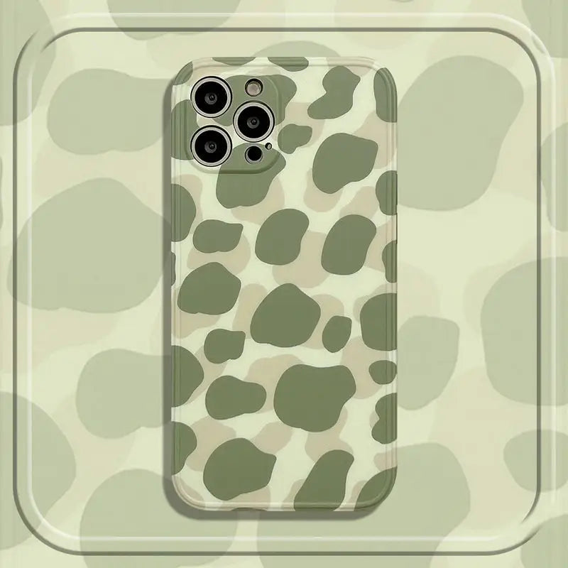 Milk Cow Print Phone Case - iPhone 13 Pro Max / 13 Pro / 13 / 13 mini / 12 Pro Max / 12 Pro / 12 / 12 mini / 11 Pro Max / 11 Pro / 11 / SE / XS Max / XS / XR / X / SE 2 / 8 / 8 Plus / 7 / 7 Plus-3