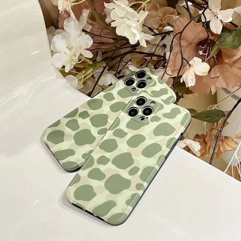 Milk Cow Print Phone Case - iPhone 13 Pro Max / 13 Pro / 13 / 13 mini / 12 Pro Max / 12 Pro / 12 / 12 mini / 11 Pro Max / 11 Pro / 11 / SE / XS Max / XS / XR / X / SE 2 / 8 / 8 Plus / 7 / 7 Plus-5