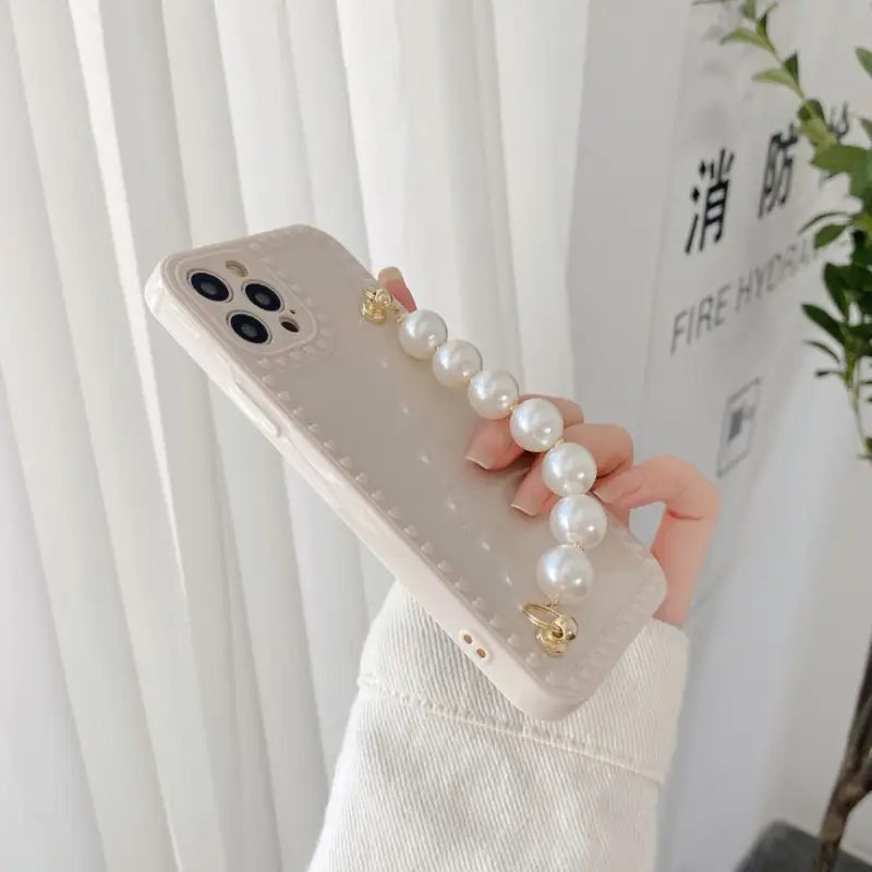 Pearl Chain Hand Chain Phone Case - Iphone 12 Pro Max / 12 Pro / 12 / 12 Mini / 11 Pro Max / 11 Pro / 11 / Se / Xs Max / Xs / Xr / X / Se 2 / 8 / 8 Plus / 7 / 7 Plus-10