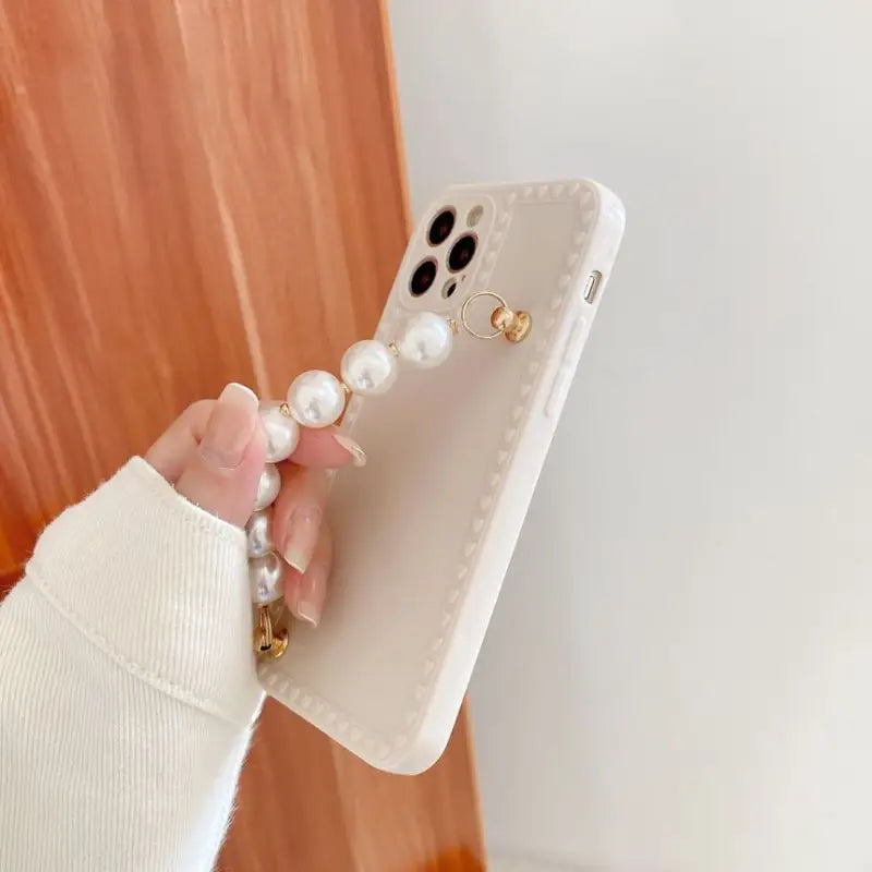 Pearl Chain Hand Chain Phone Case - Iphone 12 Pro Max / 12 Pro / 12 / 12 Mini / 11 Pro Max / 11 Pro / 11 / Se / Xs Max / Xs / Xr / X / Se 2 / 8 / 8 Plus / 7 / 7 Plus-7