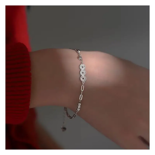 Rhinestone Star Bracelet E839 - Silver / One Size - Arm 