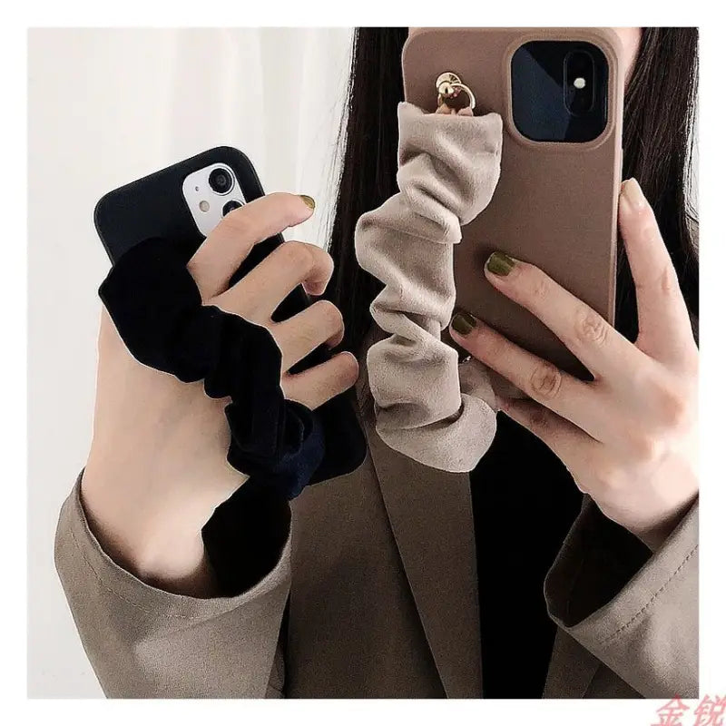 Shirred Hand Strap Phone Case - Samsung-6