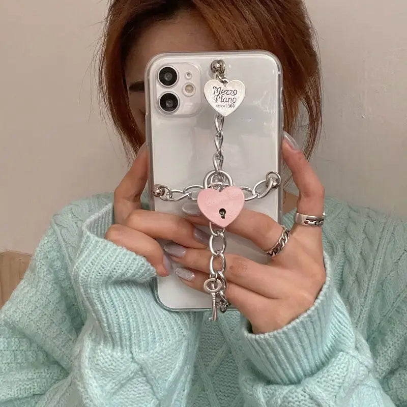 Silvery Chain With Heart Locks iPhone Case BP203 - iphone 
