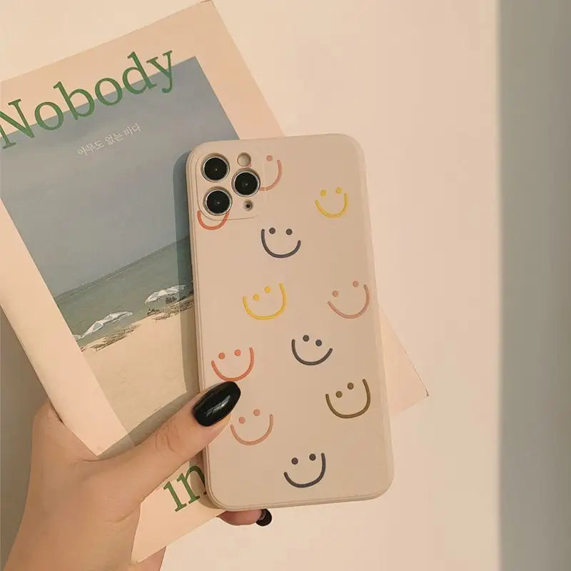 Smiley Print Phone Case - iPhone 12 Pro Max / 12 Pro / 12 / 12 mini / 11 Pro Max / 11 Pro / 11 / SE / XS Max / XS / XR / X / SE 2 / 8 / 8 Plus / 7 / 7 Plus-6