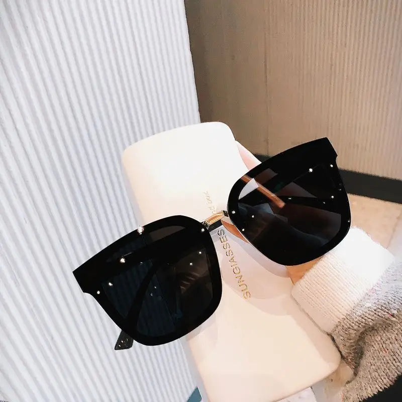 Square Butterfly Sunglasses CG89 - Eyewear