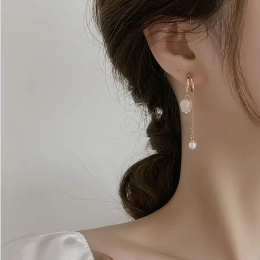 Tulip Faux Pearl Alloy Dangle Earring WD200 - Gold / One 