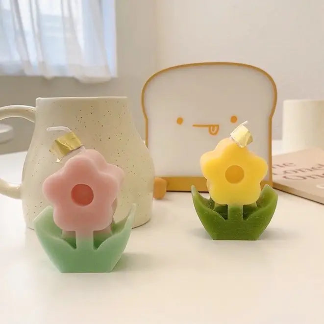 Tulip Flower Shaped Scented Candle W364