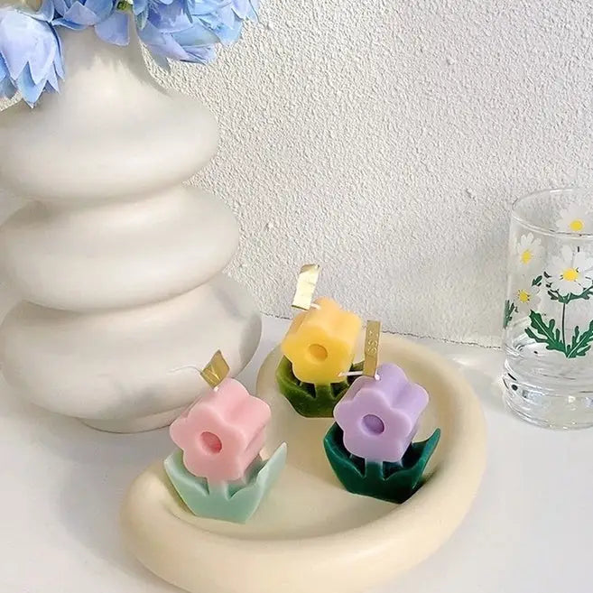 Tulip Flower Shaped Scented Candle W364